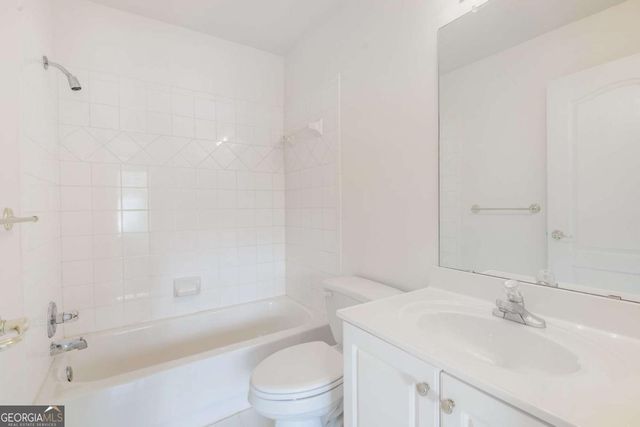 184 Rugby Drive, Suwanee, GA 30024
