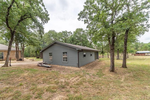 2600 FM 2095, Cameron, TX 76520