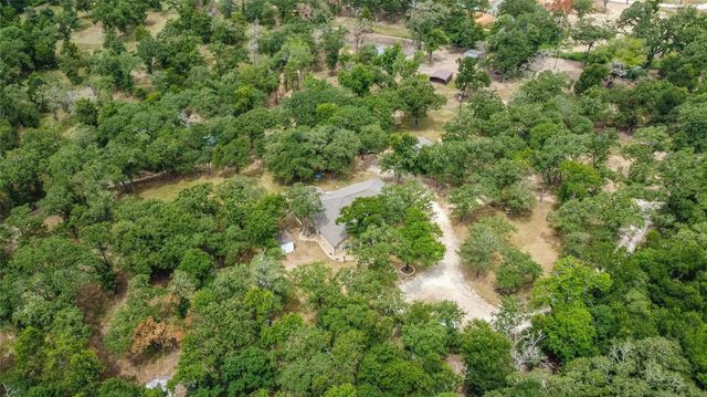 2600 FM 2095, Cameron, TX 76520