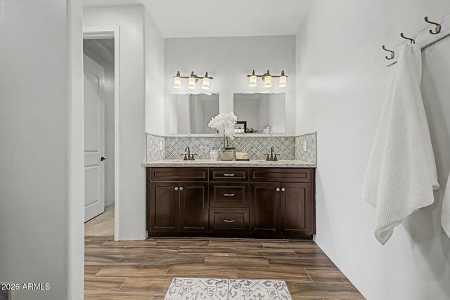 35029 N 12th Street, Phoenix, AZ 85086
