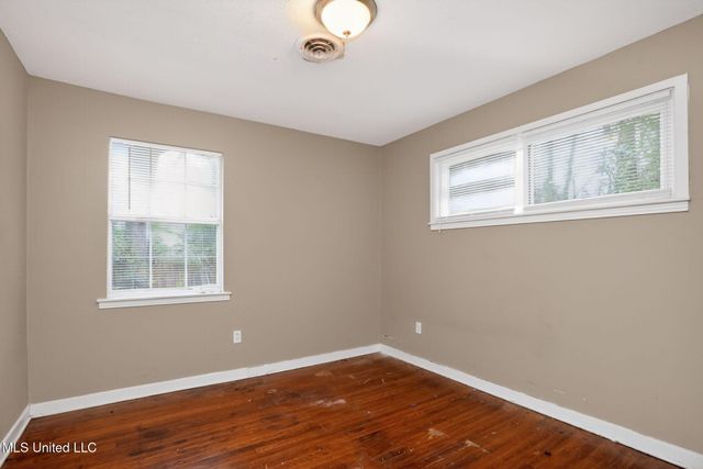 945 Valencia Street, Jackson, MS 39204