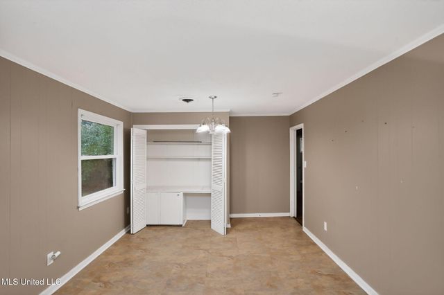 945 Valencia Street, Jackson, MS 39204