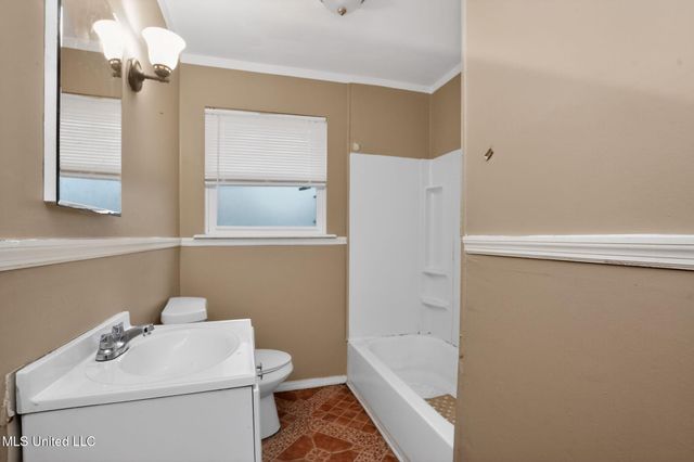 945 Valencia Street, Jackson, MS 39204