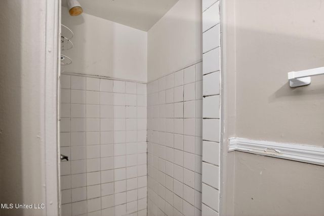 945 Valencia Street, Jackson, MS 39204