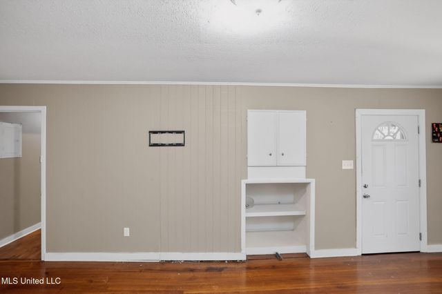 945 Valencia Street, Jackson, MS 39204