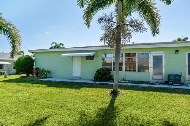 201 Bayview Avenue D, Boynton Beach, FL 33435
