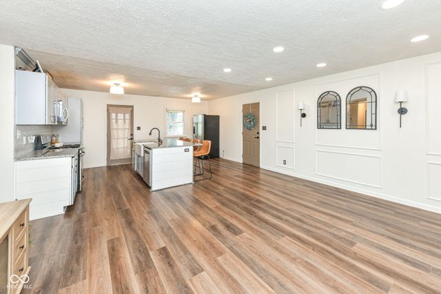 9214 E 206th Street, Noblesville, IN 46060