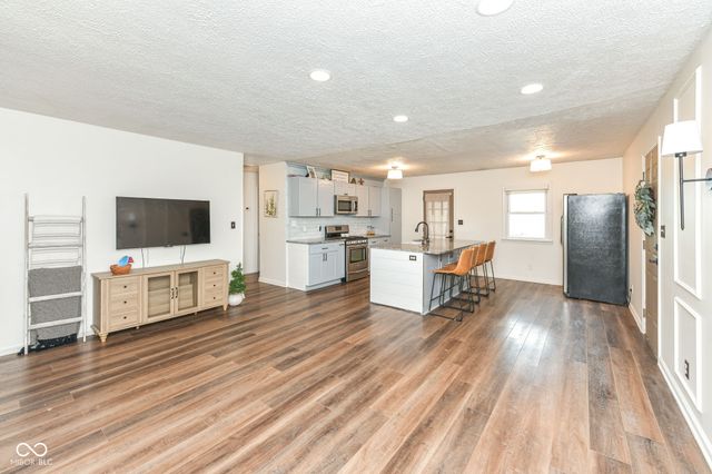 9214 E 206th Street, Noblesville, IN 46060