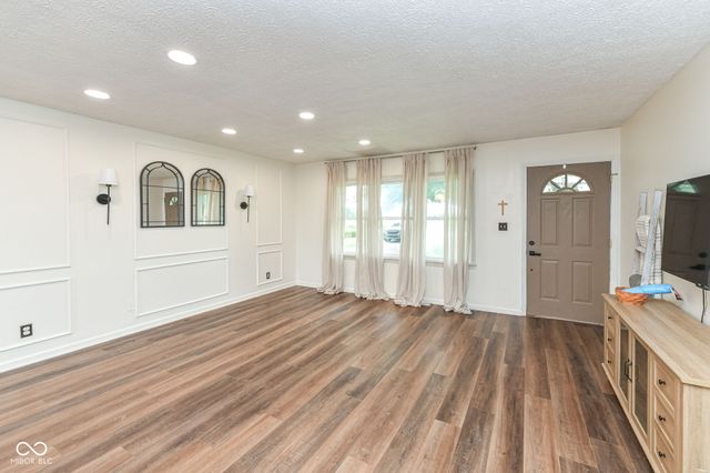 9214 E 206th Street, Noblesville, IN 46060