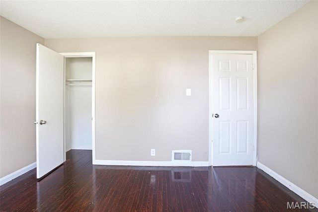 7820 Alert Drive, St Louis, MO 63133