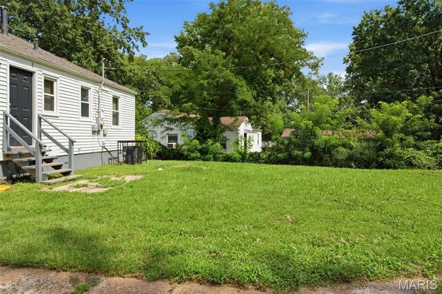 7820 Alert Drive, St Louis, MO 63133