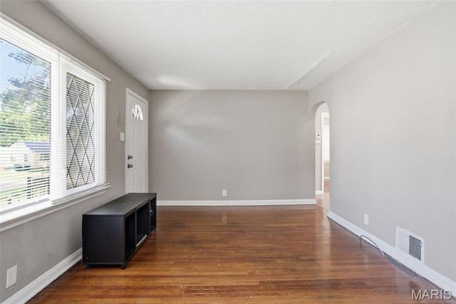 7820 Alert Drive, St Louis, MO 63133