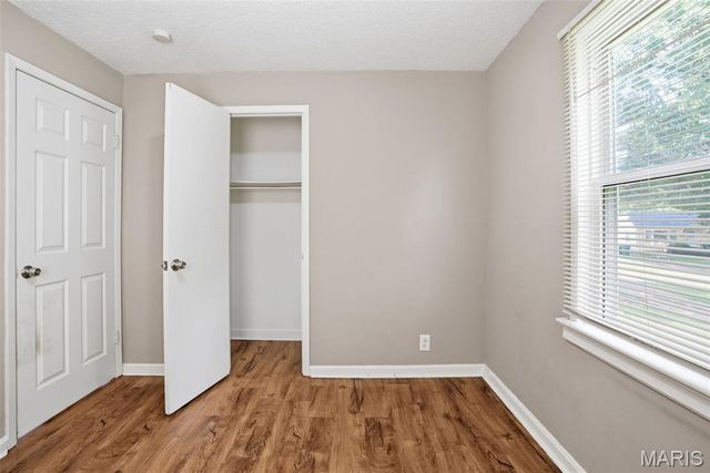 7820 Alert Drive, St Louis, MO 63133