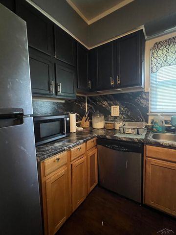 831 Ash Street, Saginaw, MI 48602