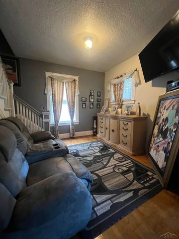 831 Ash Street, Saginaw, MI 48602