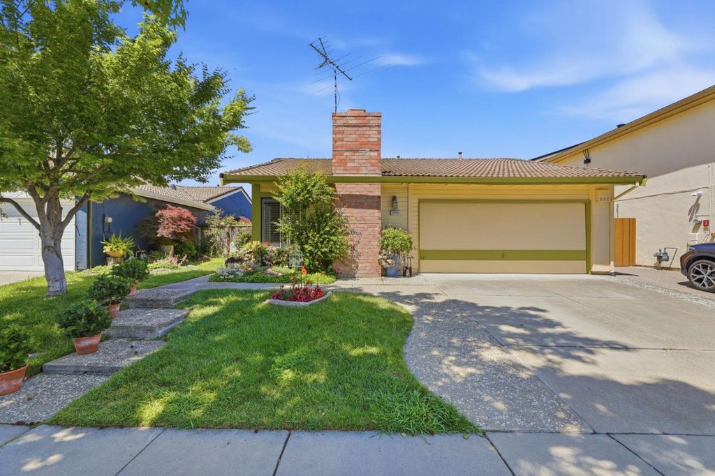 33986 Capulet Circle, Fremont, CA 94555