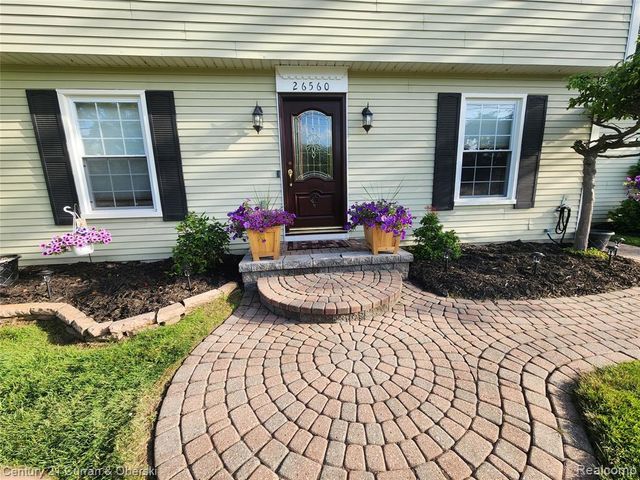 26560 Acacia Street, Harrison Twp, MI 48045