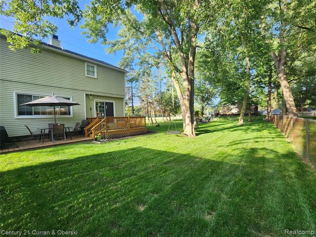 26560 Acacia Street, Harrison Twp, MI 48045