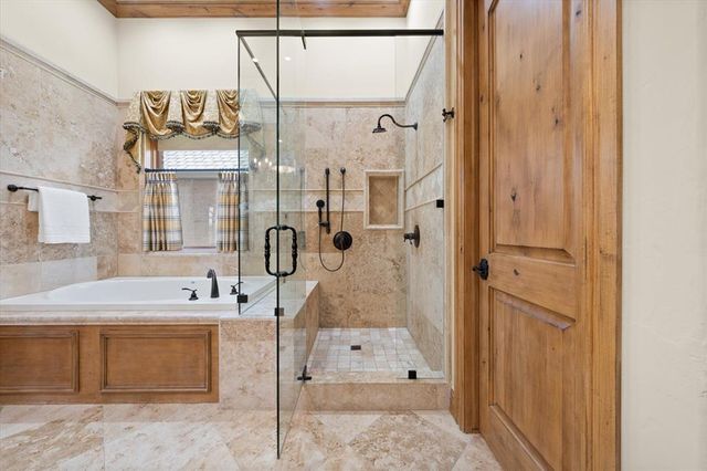 15613 Via Sierra, Edmond, OK 73013