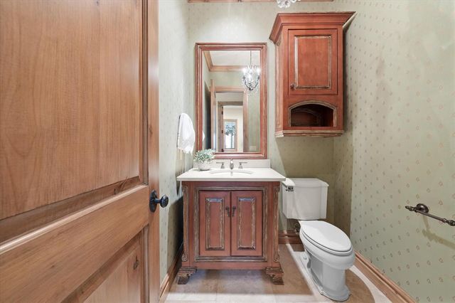 15613 Via Sierra, Edmond, OK 73013