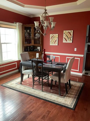 1808 S Orchard Drive, Mahomet, IL 61853