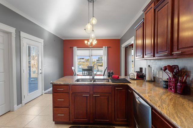 1808 S Orchard Drive, Mahomet, IL 61853