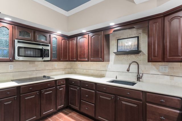 1808 S Orchard Drive, Mahomet, IL 61853