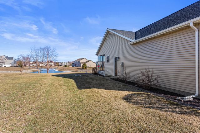 1808 S Orchard Drive, Mahomet, IL 61853