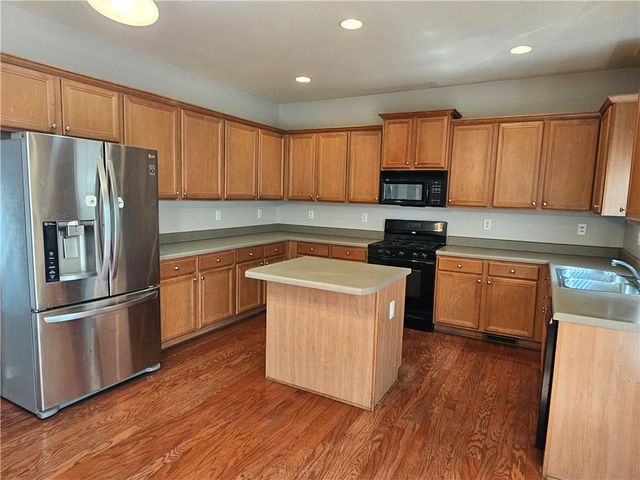 1734 Longmont Drive, Lawrenceville, GA 30044