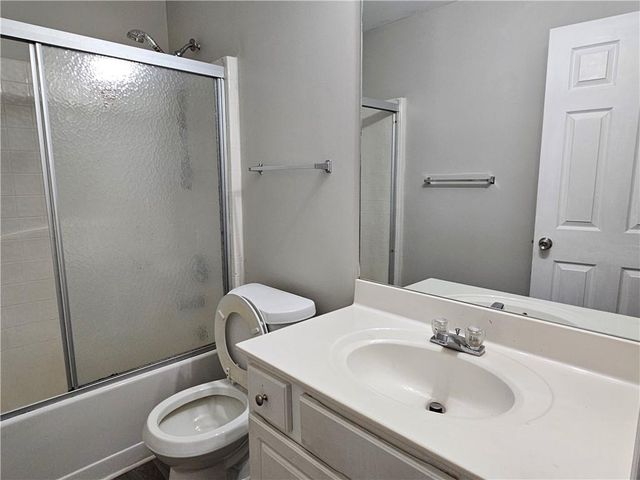 1734 Longmont Drive, Lawrenceville, GA 30044