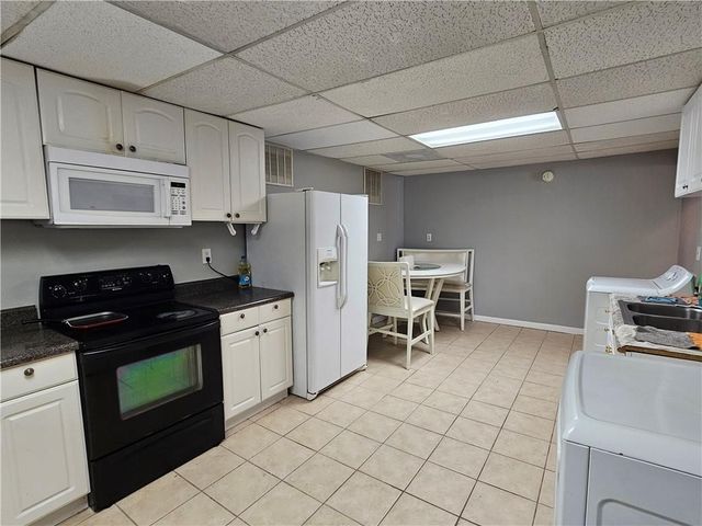 1734 Longmont Drive, Lawrenceville, GA 30044