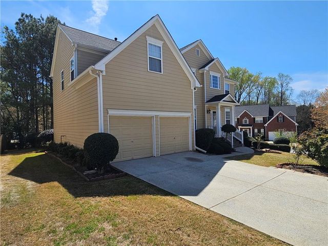 1734 Longmont Drive, Lawrenceville, GA 30044