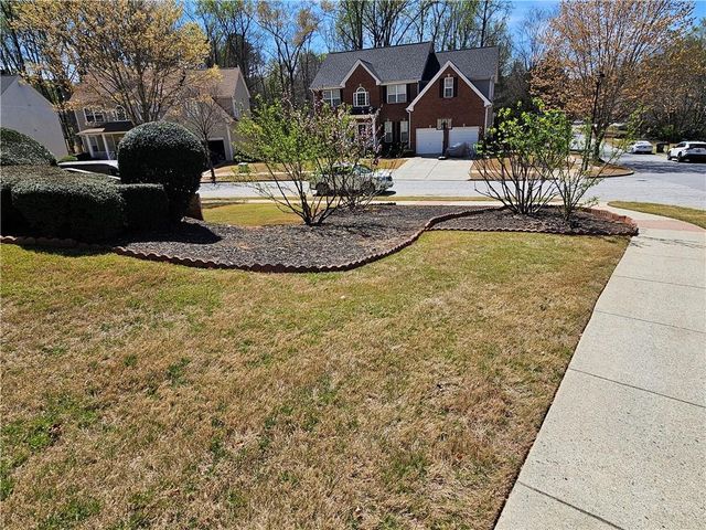 1734 Longmont Drive, Lawrenceville, GA 30044