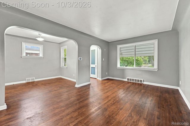 16543 Five Points Street, Redford Charter Township, MI 48240