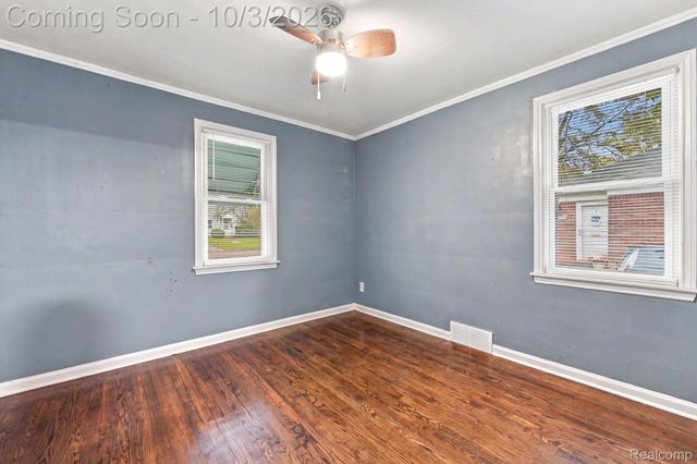 16543 Five Points Street, Redford Charter Township, MI 48240