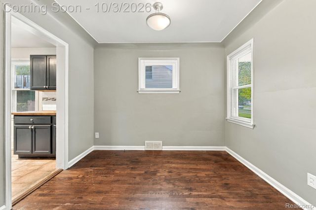 16543 Five Points Street, Redford Charter Township, MI 48240