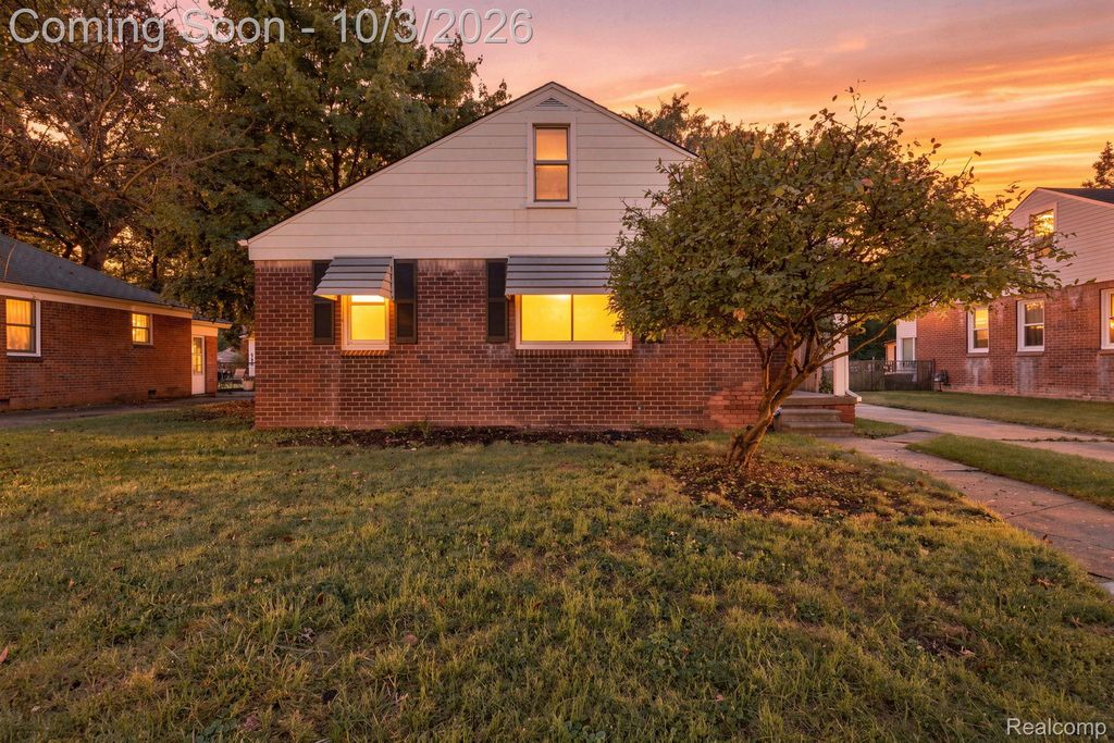 16543 Five Points Street, Redford Charter Township, MI 48240