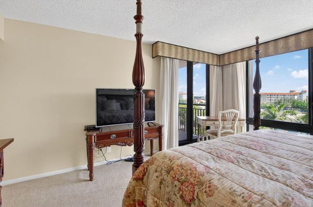 2667 N Ocean Boulevard 405-I, Boca Raton, FL 33431