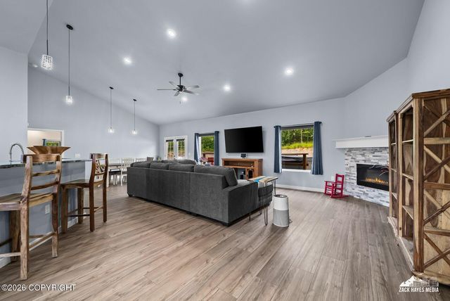 3650 S Hillrise Circle, Wasilla, AK 99623