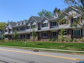 505 Kinderkamack Road #109, Oradell, NJ 07649