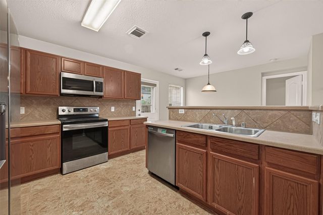 4219 Mineral Haven Drive, Houston, TX 77048