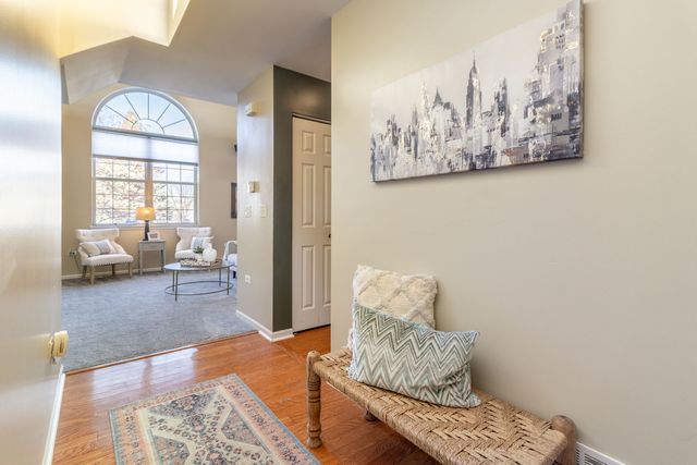 533 Mallard Lane D, Sugar Grove, IL 60554