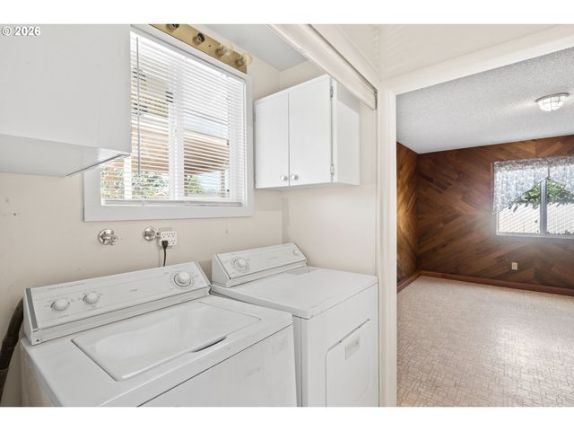 2625 ELYSIUM Ave, Eugene, OR 97401