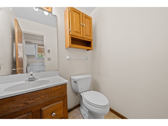2625 ELYSIUM Ave, Eugene, OR 97401