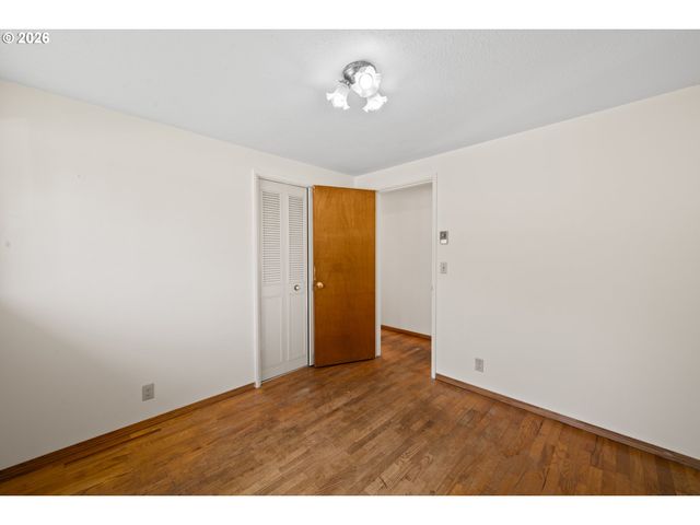 2625 ELYSIUM Ave, Eugene, OR 97401