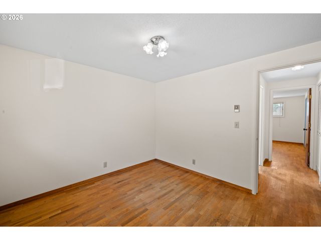 2625 ELYSIUM Ave, Eugene, OR 97401