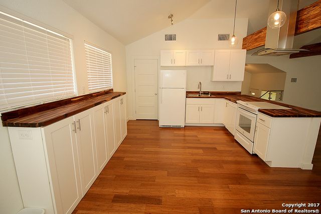 101 Aribe, San Antonio, TX 78216