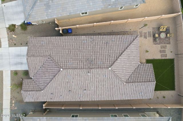 693 W Calle Las Varitas, Sahuarita, AZ 85629