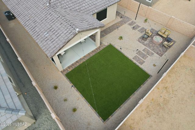 693 W Calle Las Varitas, Sahuarita, AZ 85629