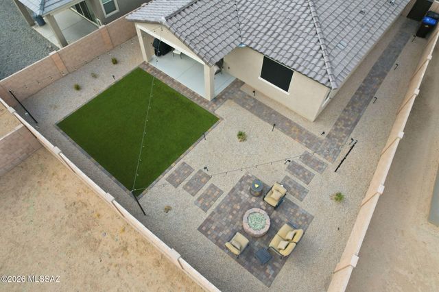 693 W Calle Las Varitas, Sahuarita, AZ 85629